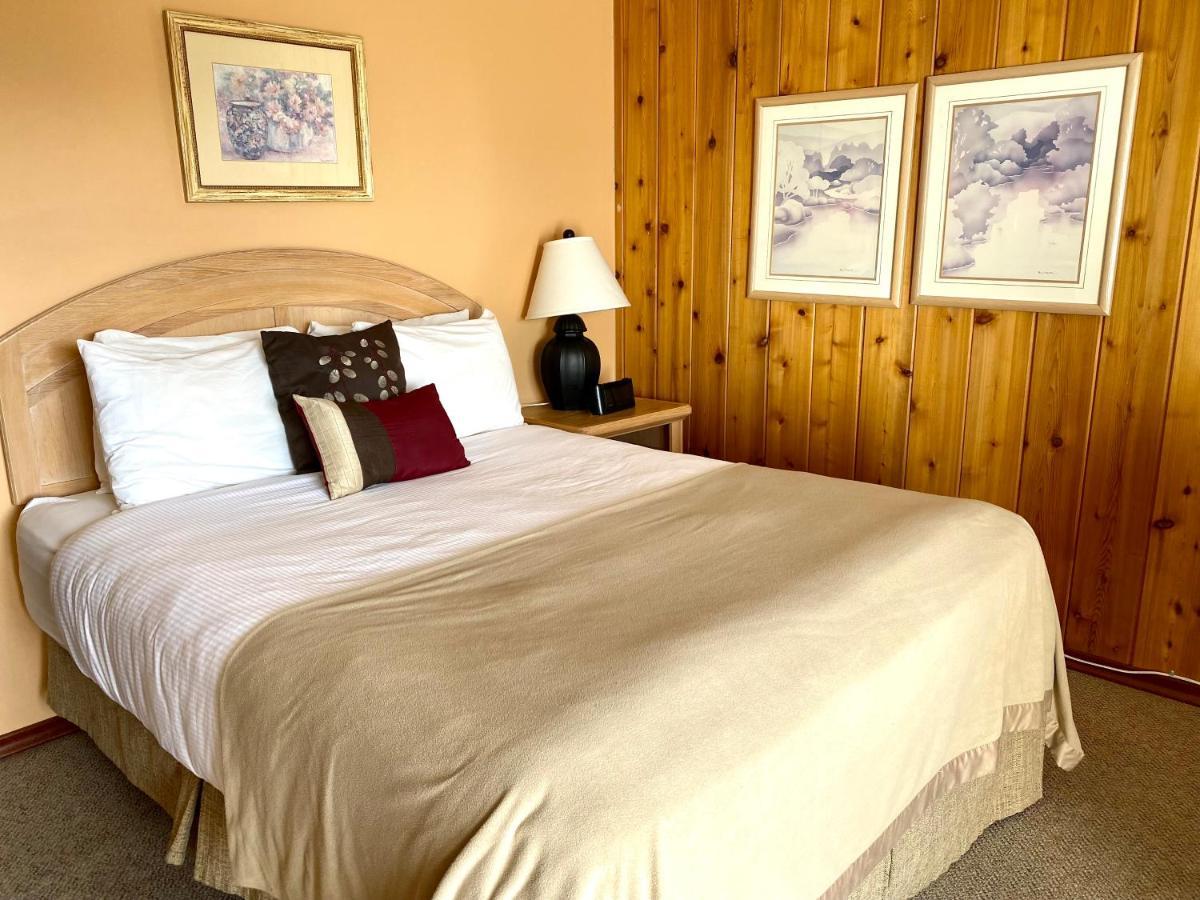 Motel Bo Radium Radium Hot Springs Luaran gambar
