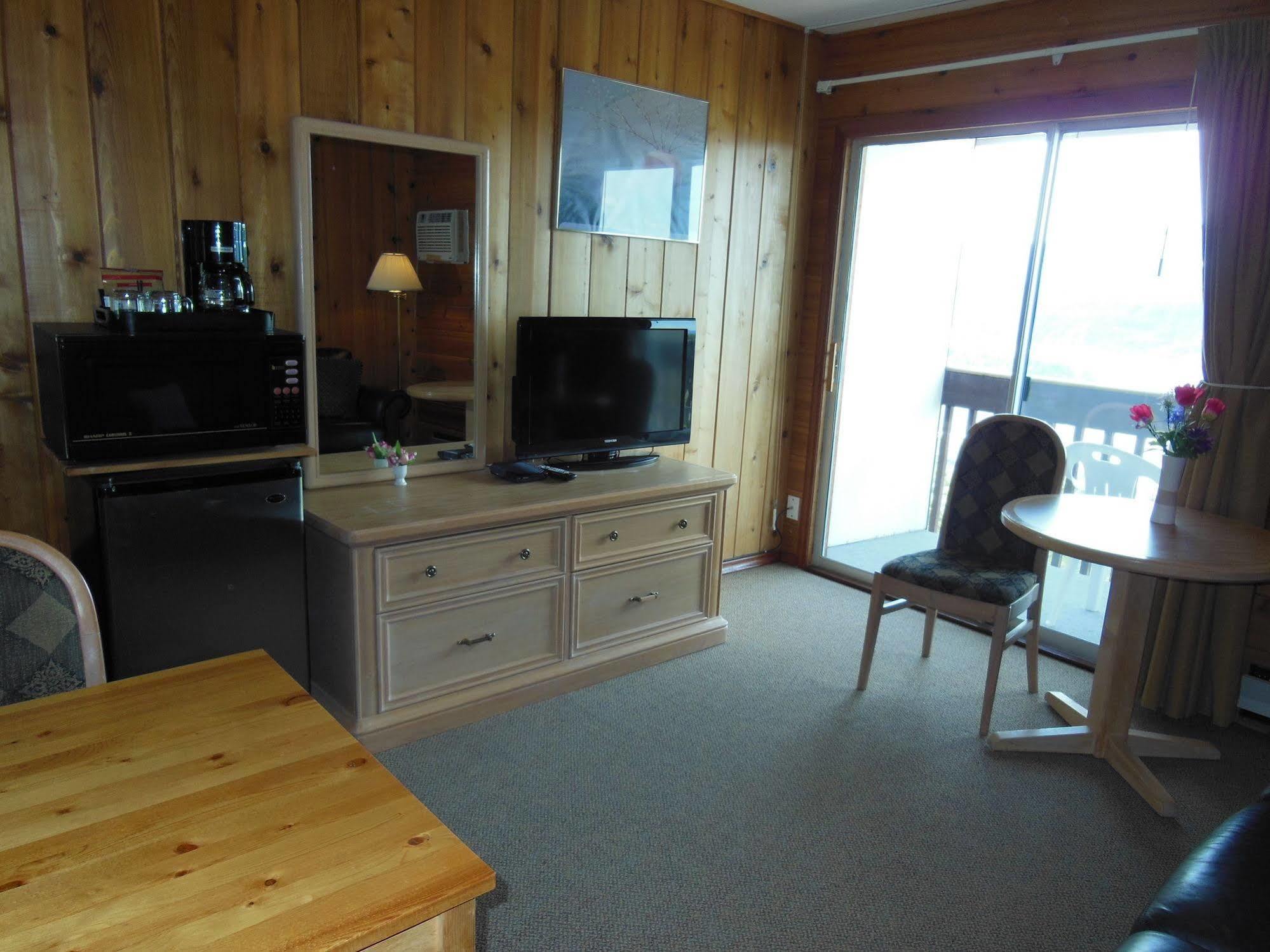 Motel Bo Radium Radium Hot Springs Luaran gambar