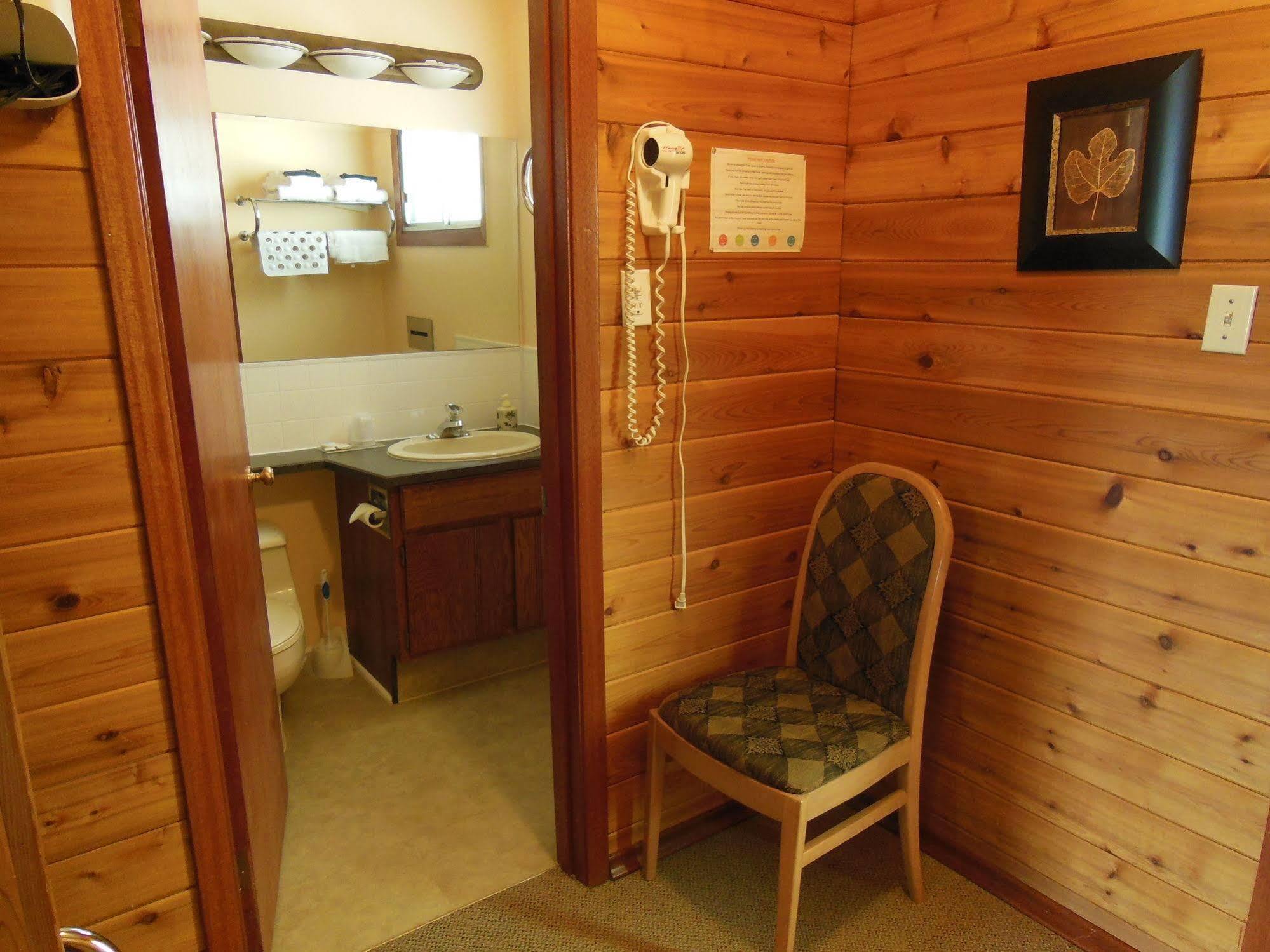 Motel Bo Radium Radium Hot Springs Luaran gambar