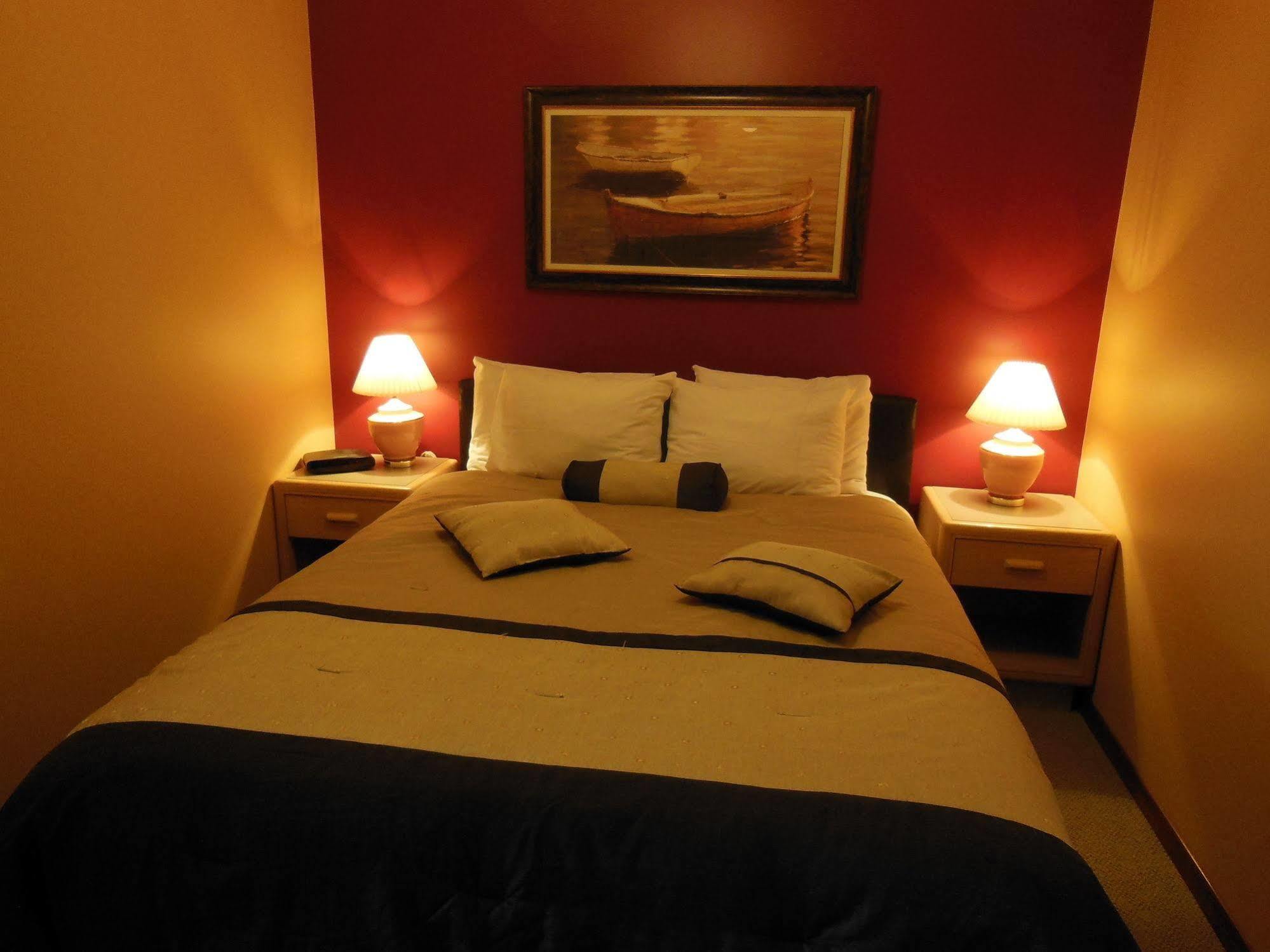 Motel Bo Radium Radium Hot Springs Luaran gambar