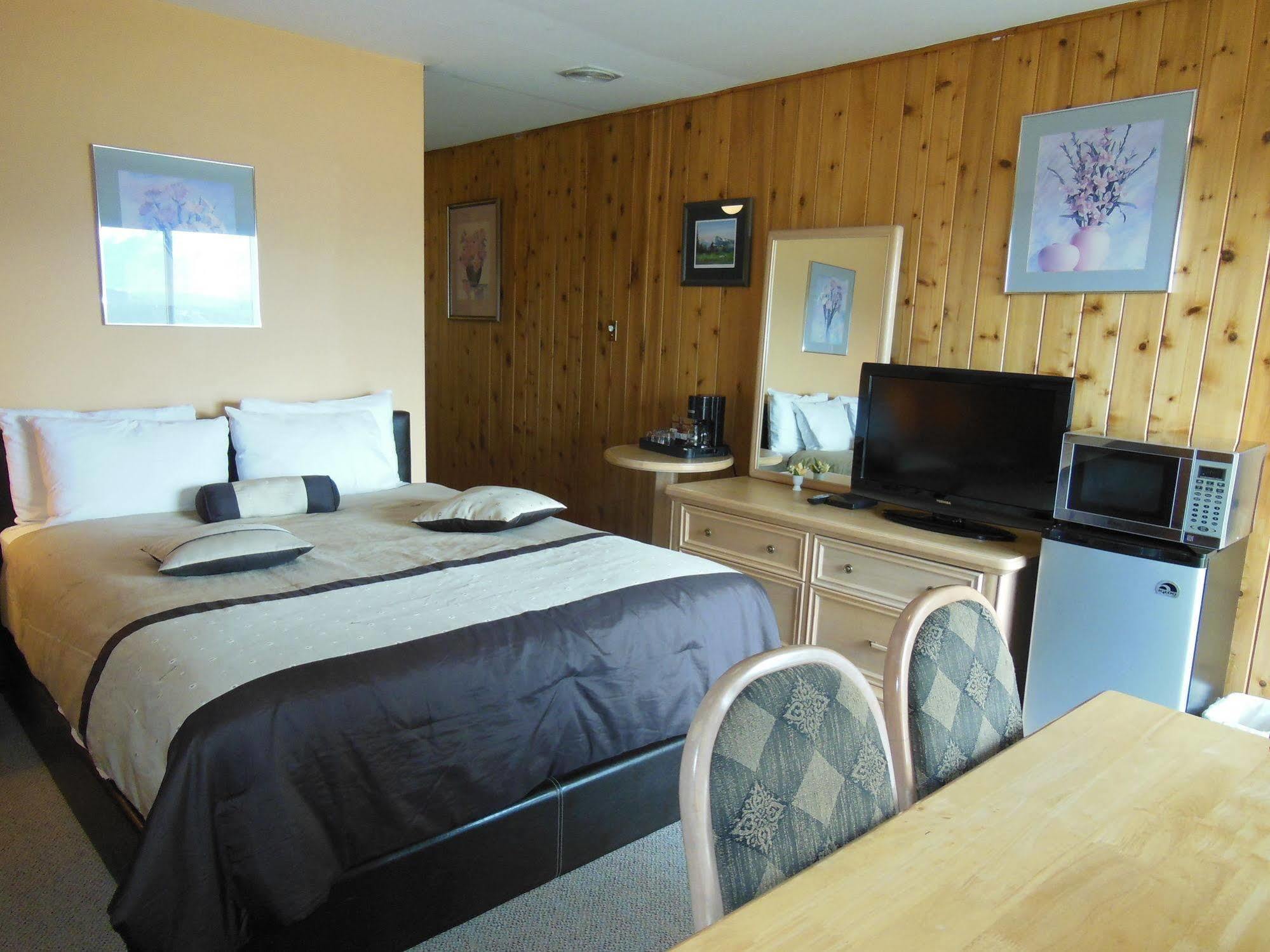 Motel Bo Radium Radium Hot Springs Luaran gambar