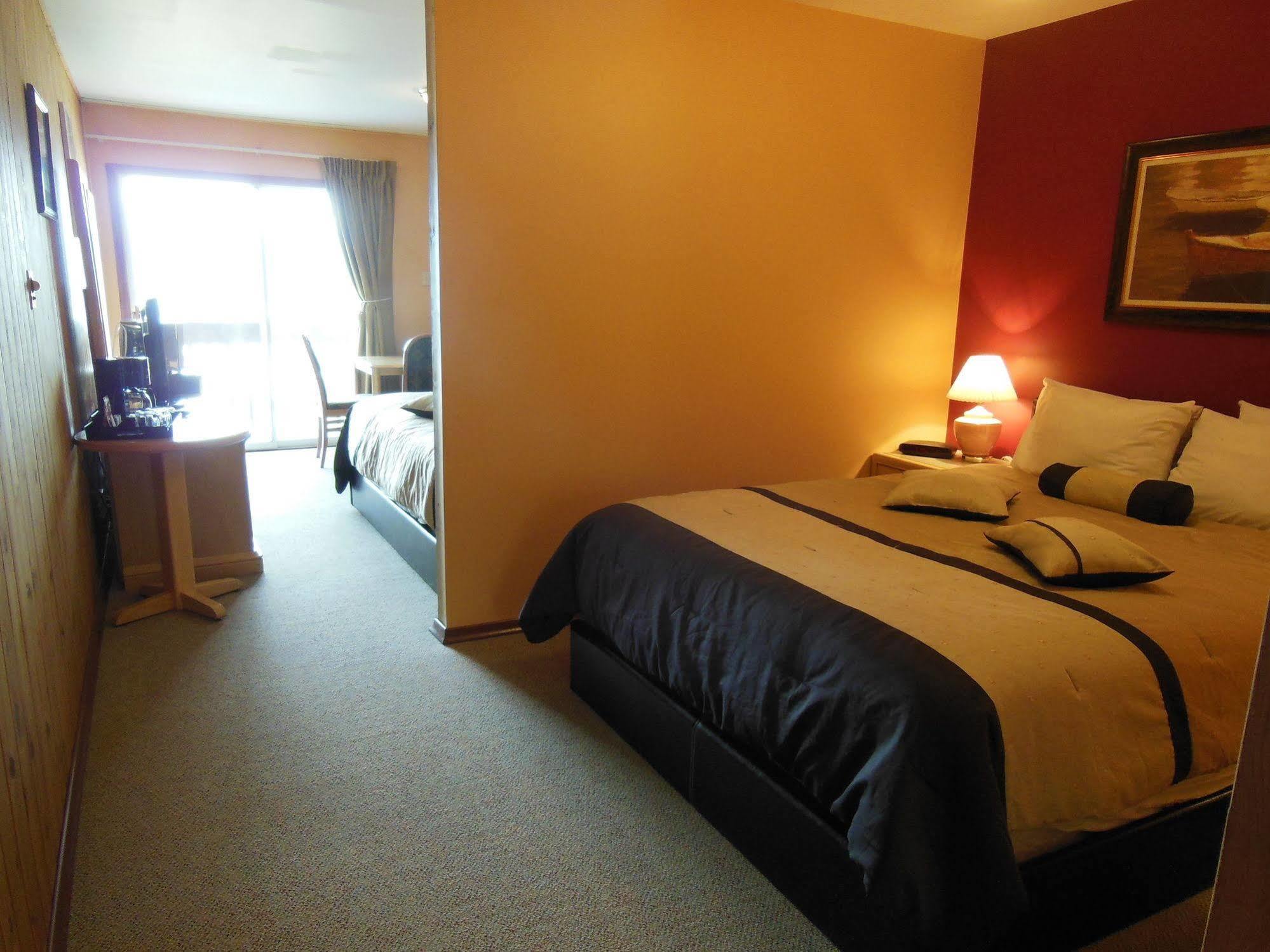 Motel Bo Radium Radium Hot Springs Luaran gambar